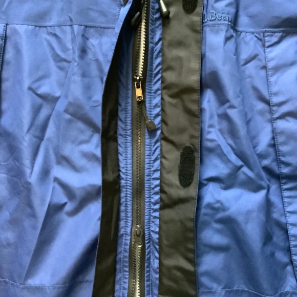 Wind breaker, LL Bean - Picture 7 of 11